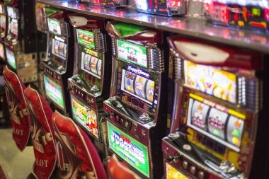 mpo7777 Crazy Time wheel with bonus zones and interactive mini-game display